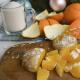 Пишна шарлотка з апельсинами - покроковий рецепт з фото