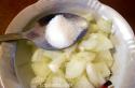 Як приготувати смачний салат зі смаженою куркою Салат з курячим філе та капустою