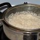 Wie man Reis richtig kocht und wie lange, damit er brutzelt